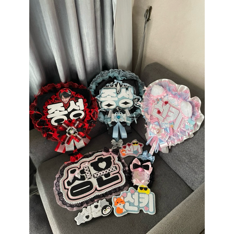 [READ DESCRIPTION] CUSTOM UZWA FAN KOREAN CONCERT KPOP CONCERT