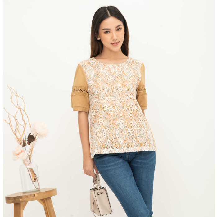 SISTERS - เสื้อยืดลายลูกไม้ C4927 (หมวก)