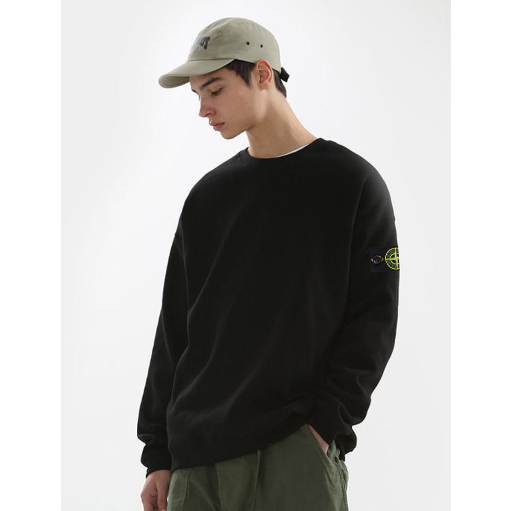 Stone Island เสื ้ อสเวตเตอร ์ Unisex Emblem แขนยาว/เสื ้ อสเวตเตอร ์ ขนแกะผ ้ าฝ ้ ายพรีเมี ่ ยม