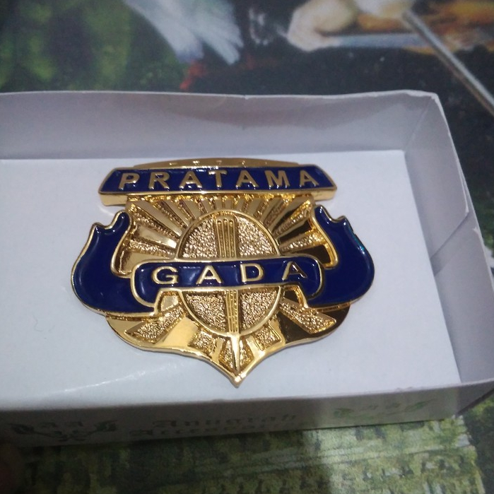ตะปูแม่เหล็กหมุดปีก Brevet gada prama
