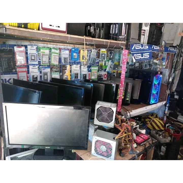 LCD MONITOR 16 WIDE LED LCD MONITOR