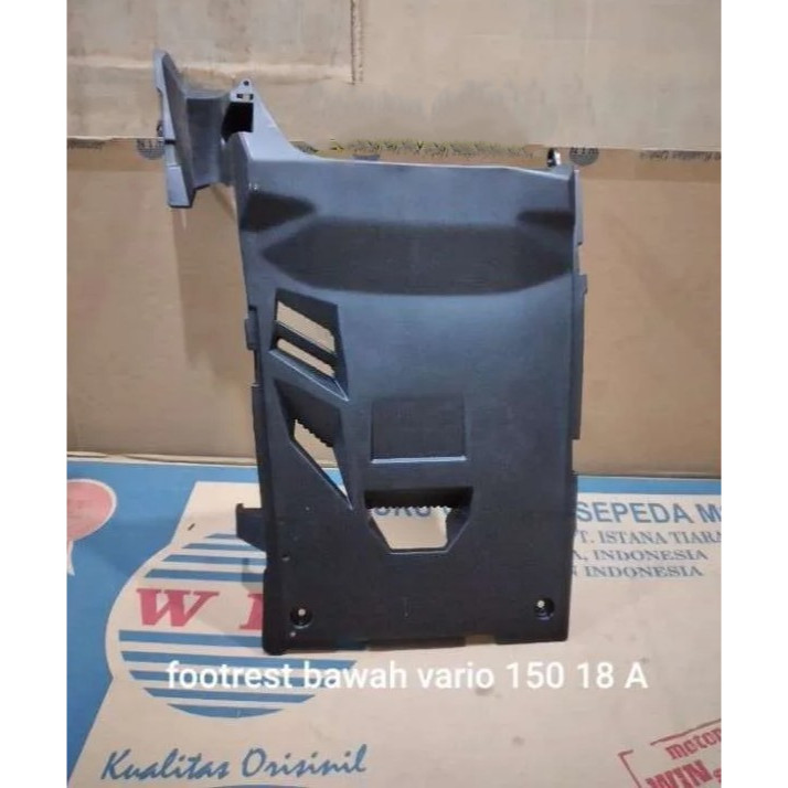 01-B52-364-82AA ฝาครอบพักเท้าล่าง Honda Vario 150 18 2018 ถึง 2022 Part A WIN