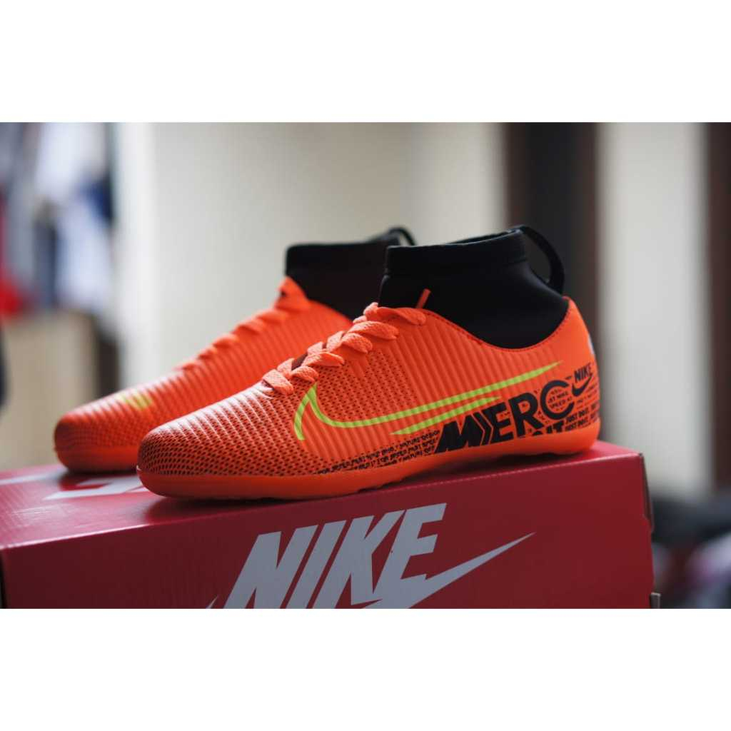 รองเท้าฟุตซอลเด็ก Mierc Just do it Orange รุ่นใหม่ล่าสุด 33-38