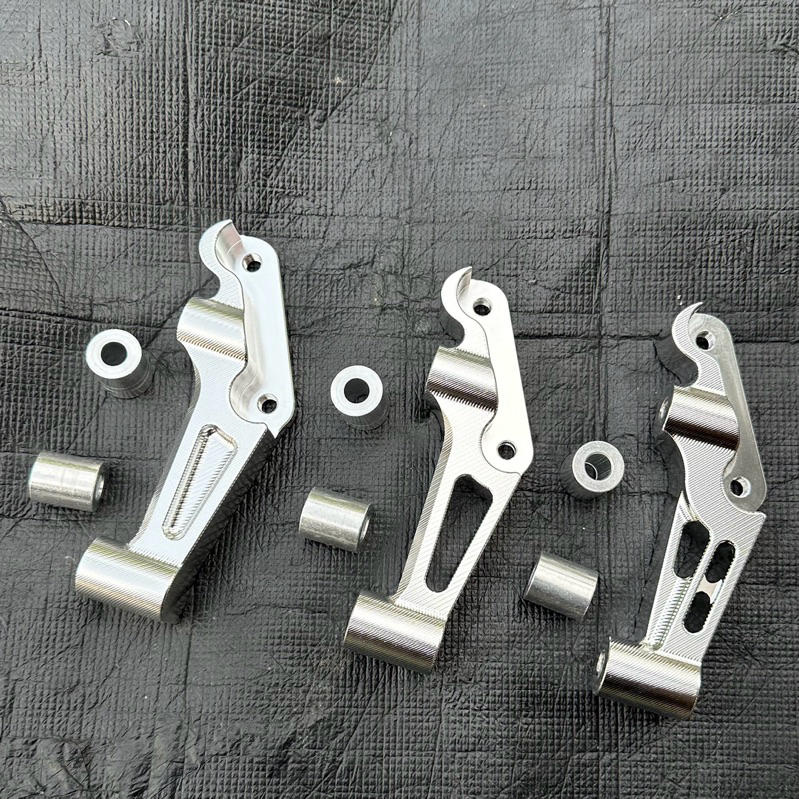 CNC CALIPER MOUNTING BRACKET BREMBO GP4 M3 M432 M4 M7 M50 NINJA R SS RR DISC ขนาด 300 320 MM