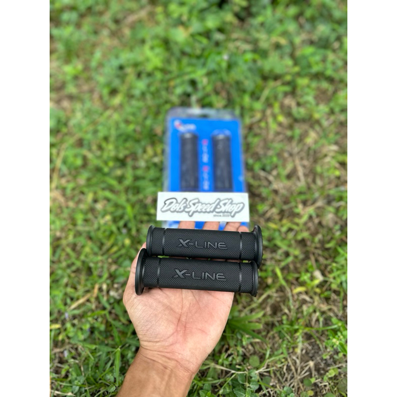 รถจักรยานยนต์ HANDGRIP HANDPACK XLINE UNIVERSAL RUBBER GAS SLONTONG MOTORCYCLE GAS XLINE ยี่ห้อสีดํา