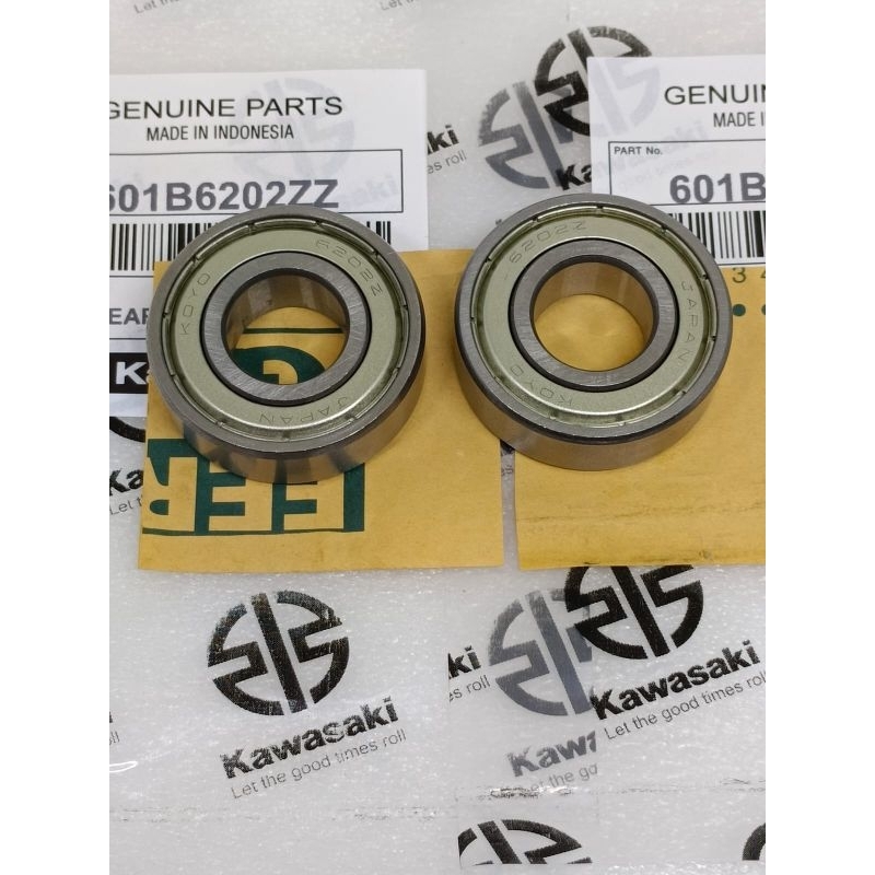 ด้านหน้าขวาและซ้ายแบริ่ง 6202ZZ+6202ZZ ต้นฉบับญี่ปุ่น koyo Kawasaki Ninja 250Fi, Ninja 250R Ninja 25