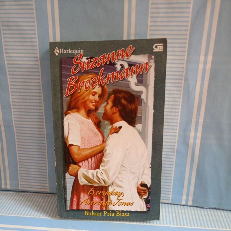 EVERYDAY, AVERAGE JONES by suzanne brockmann