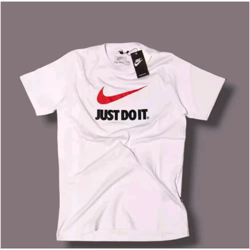 เสื้อยืด Nike Just do it สีแดง