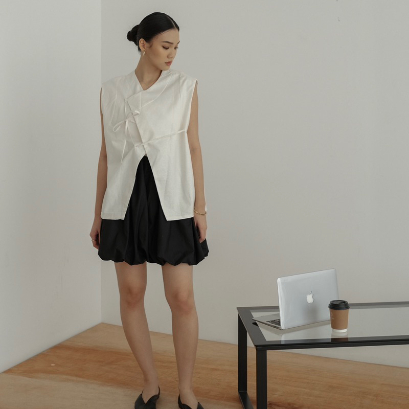 SNOOZE - เสื้อลูซี่*