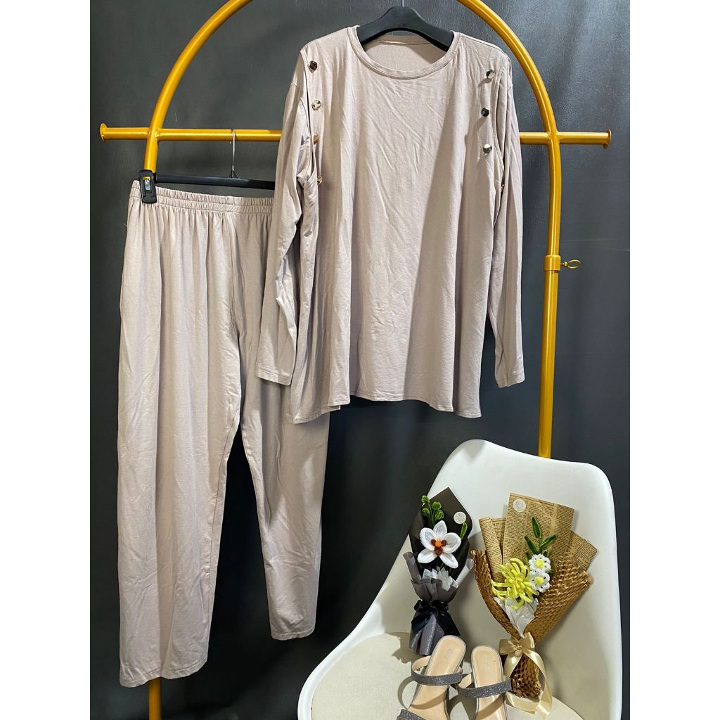 One Set Busui Oversize Rayon Spandex T-Shirt (ชุดให้นม) Chia Modern Nursing Suit