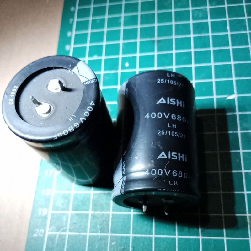 ELCO 680 UF 400V****