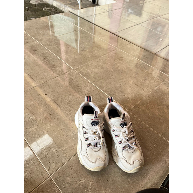 Preloved skechers d lites 3