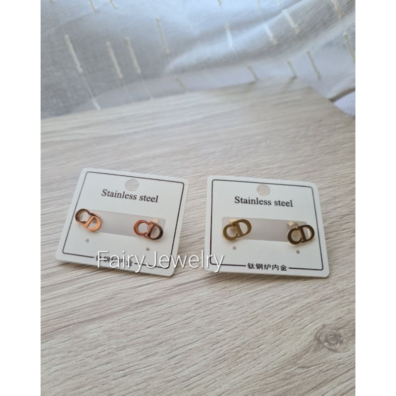 ต่างหู Cd ขนาดเล็ก**