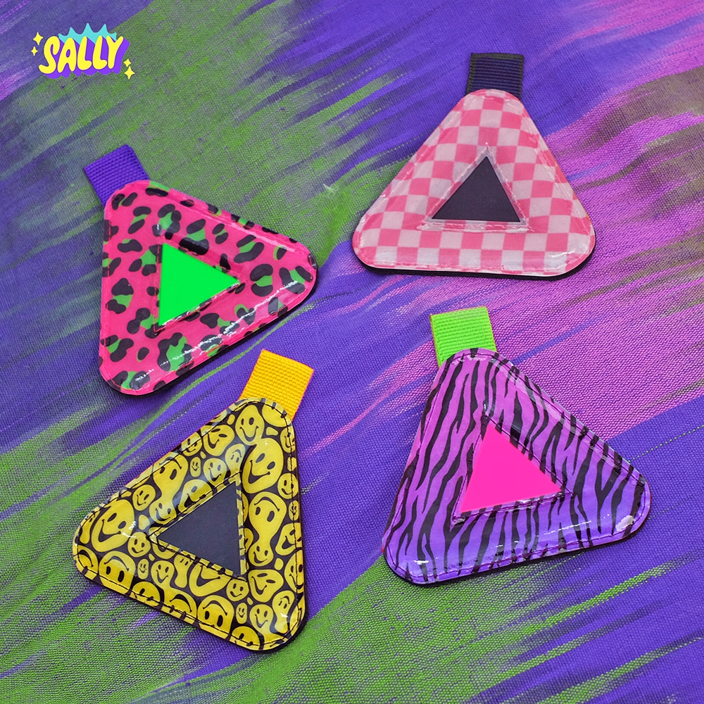SALLY Triangle Reflector Retro Cyclist - อานจักรยานสามเหลี่ยม Reflector
