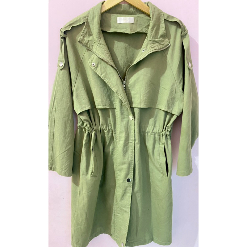 KATUN ARMY COTTON PARKA WITH DRAWSTRING WAIST LD 114 ยาว 93 ZIPPER + ปุ่ม MYLUS SHAY