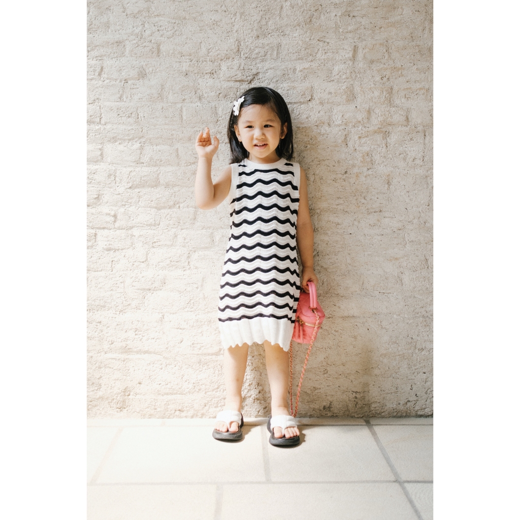 EESOME Vague Petite Knit Dress