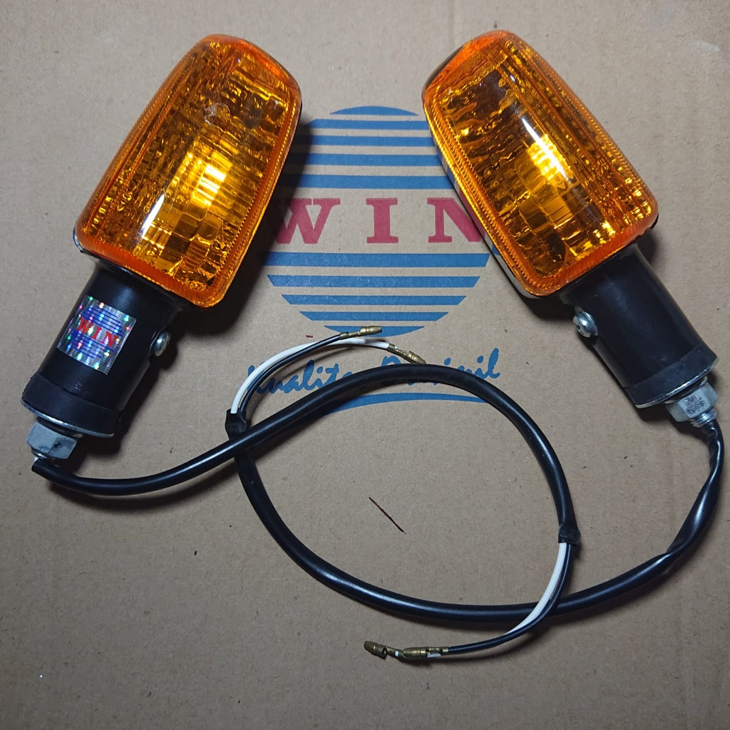 01-B88-049-03AA ไฟเลี้ยวหน้า/หลัง Honda Mega Pro 06 Assy WIN