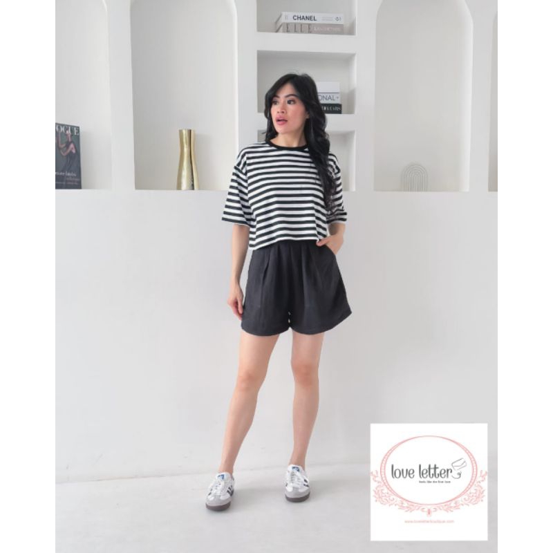 เสื้อลาย Viera******