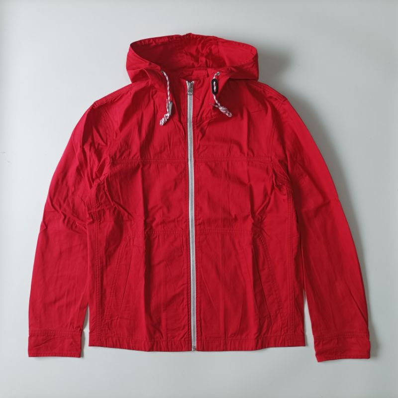 Merah Uniqlo red parka