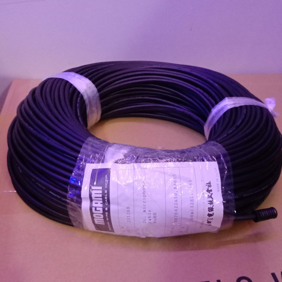 สายไมโครโฟน Mogami 2552