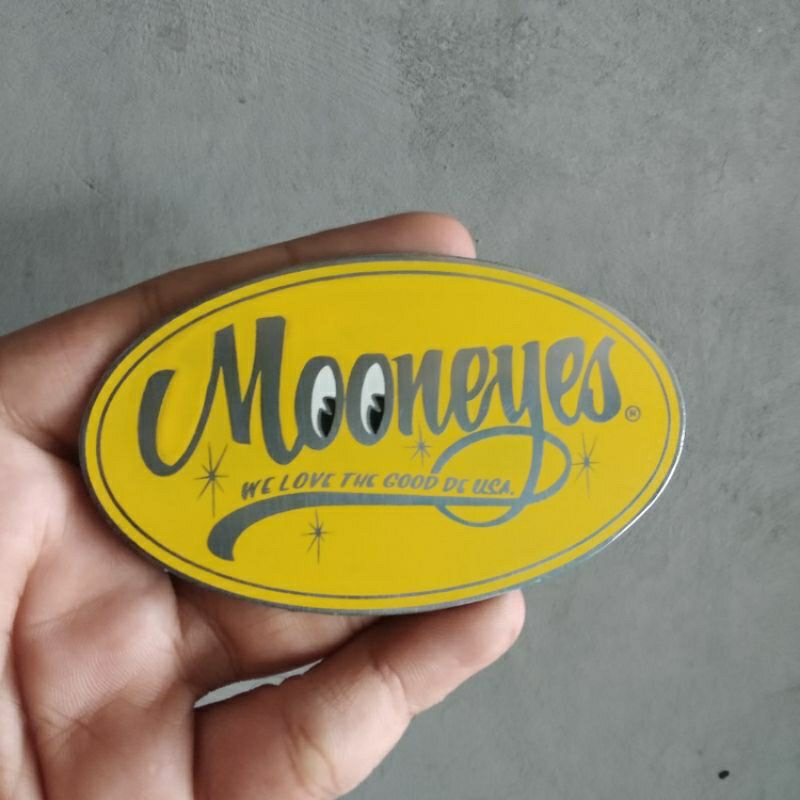 ตราสัญลักษณ์ mooneyes รูปไข่สแตนเลส