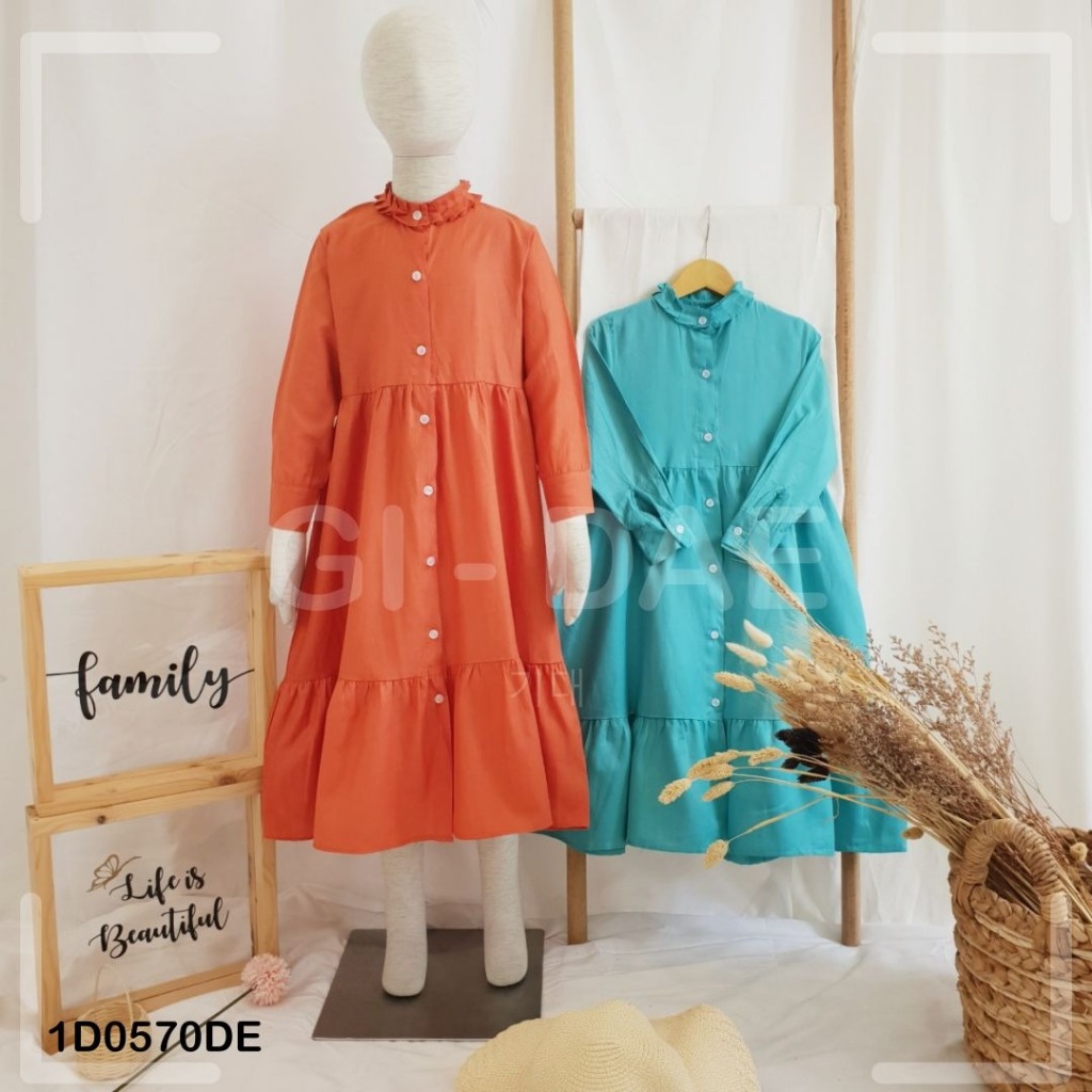 Gi Dae ชุดเดรสยาวคอลูกไม้ผสมธรรมดา 1D0570DE 140-170