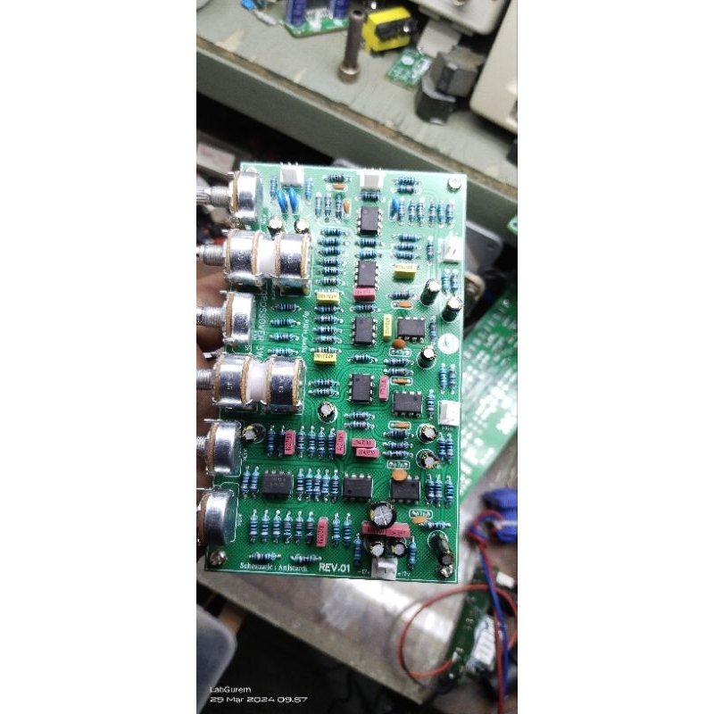 Pcb CROSOVER 3 WAY SKEMA NISTARDI