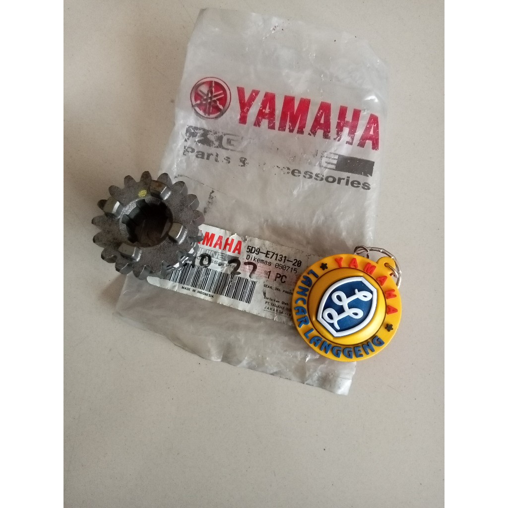PINION GEAR 3RD YAMAHA VEGA ZR ORIGINAL YGP 5D9-E7131-20