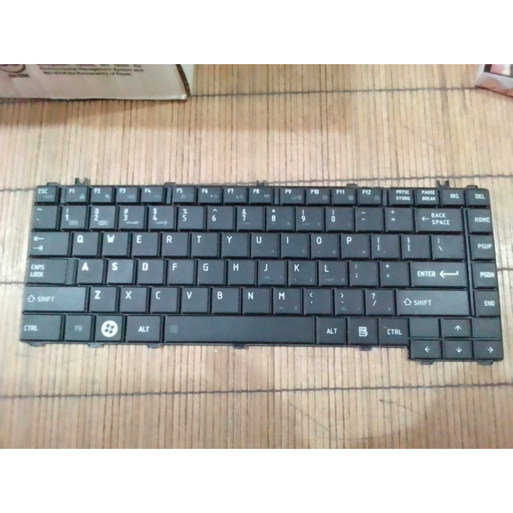 Toshiba Satellite C600 C640 L600 L630 L635 L640 L640d L645 คีย์บอร์ดมือสองเดิม