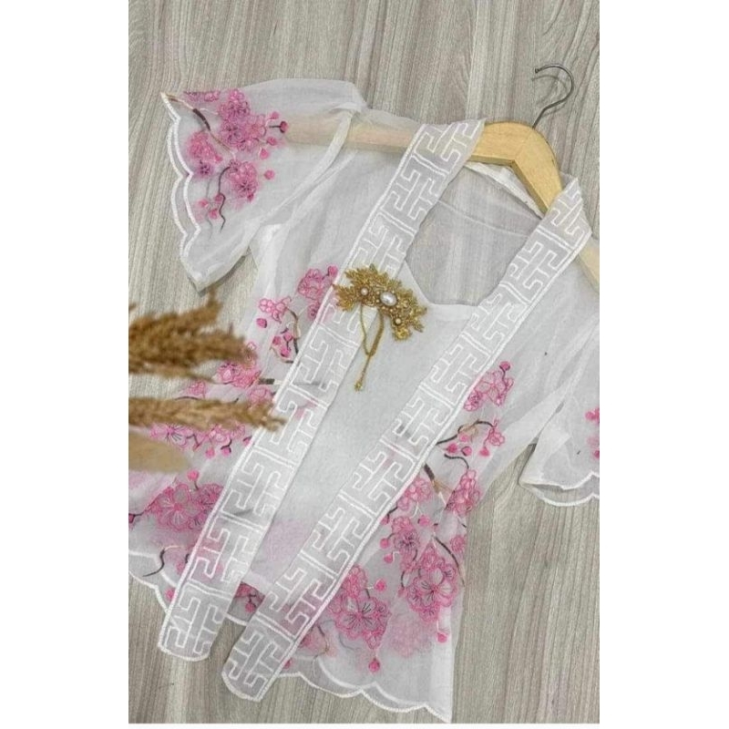 เคบายากลายเป็นดอกซากุระ || Kebaya แบบดั้งเดิมของบาหลีสมัยใหม่ || Kebaya แบบดั้งเดิมของบาหลีร่วมสมัย || Kebaya แบบดั้งเดิมของบาหลี || Kebaya ของบาหลีดั้งเดิมที่ไม่ซ้ําใคร || Kebaya กลายเป็นบาหลี