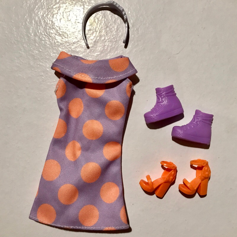 แพ็คเกจเสื้อผ้า Barbie Fashionistas