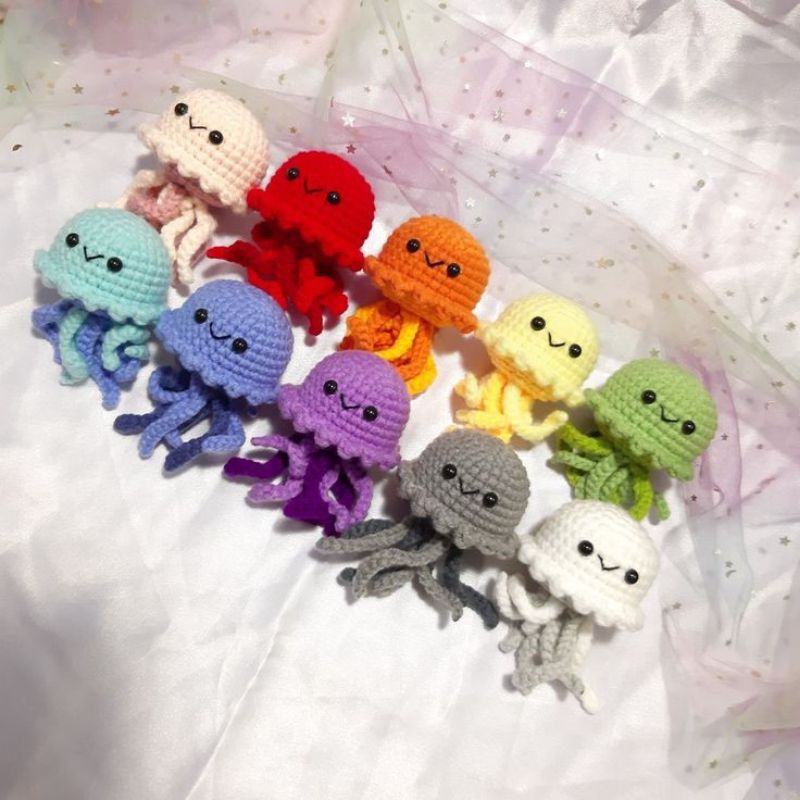 พวงกุญแจ Amigurumi Jelly Fish | พวงกุญแจถักแมงกะพรุนน่ารัก