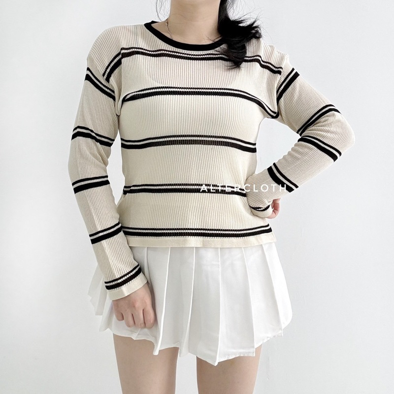 Alter.cloth - KITTO LONGSLEEVE | เสื้อแขนยาวผู้หญิง แขนยาว เสื้อไหมพรมแฟชั่นเกาหลีสีดําลาย แม่ลาย หั