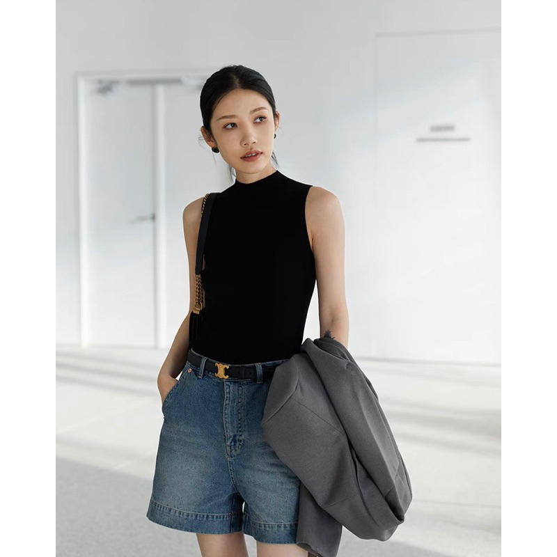 Kevvi - Moe Top | เสื้อถักถักผู้หญิงเกาหลี | มือบุญทูงคล้องคอ
