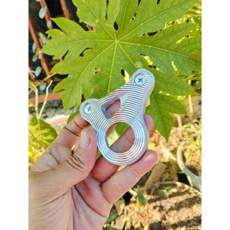 ที่ใส่คอนแทคเลนส์ CNC