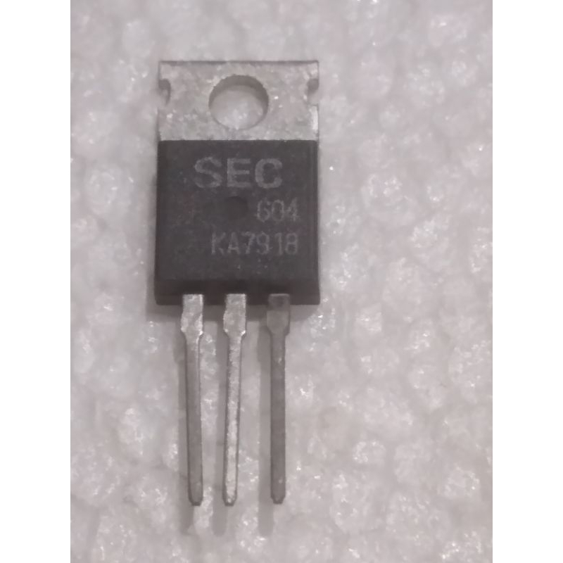 เครื่องปรับแรงดันไฟฟ้า KA7918 7918