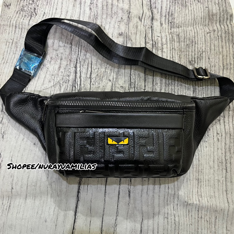 Fendi Mens Waistbag bag นําเข้าหนังแท้แบรนด์ กระเป๋าคาดเอวผู้ชาย