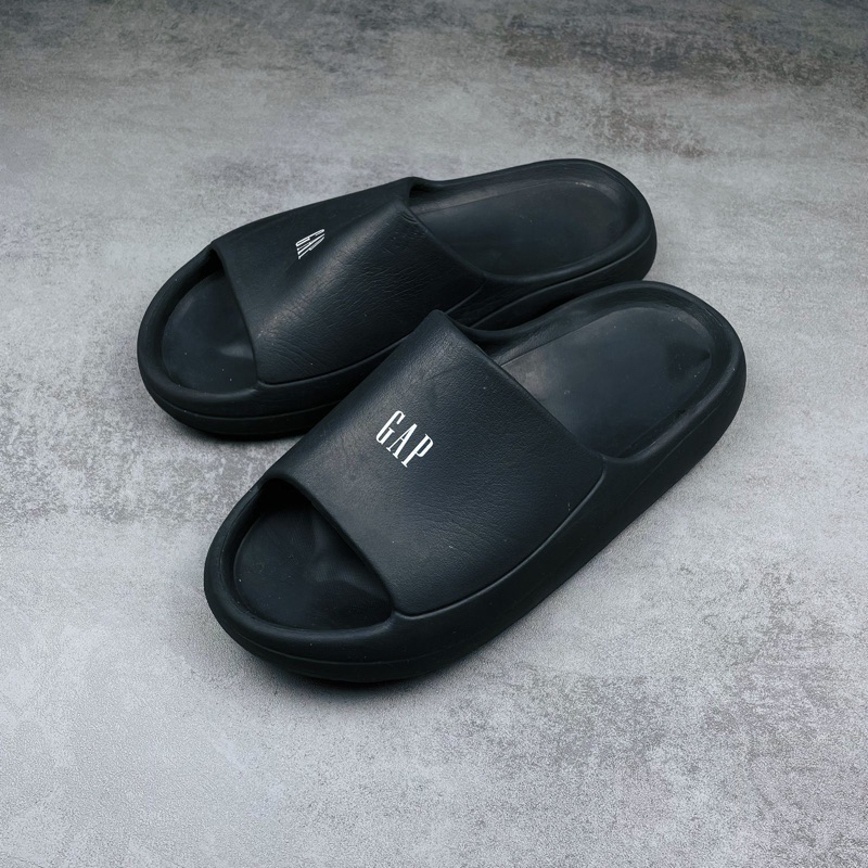 รองเท้าแตะ Gap Slide สีดํา