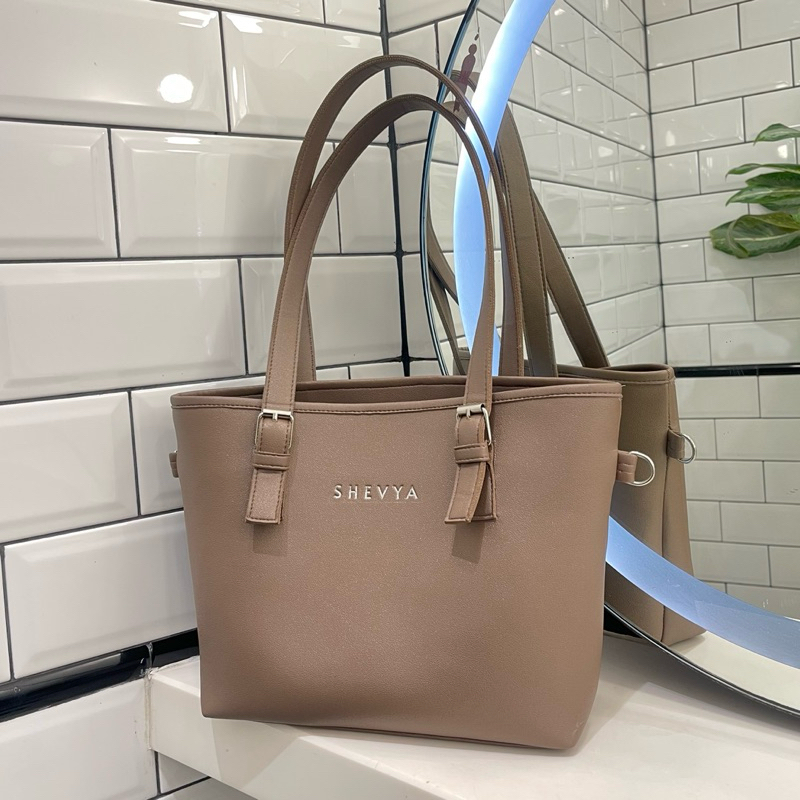 Hot product shevya b0101b1 กระเป๋าโท้ตหนังสังเคราะห์ผู้หญิง
