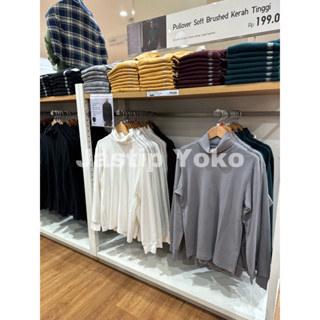 Uniqlo เสื้อสวมหัว แขนยาว คอสูง แบบนุ่ม สําหรับผู้ชาย