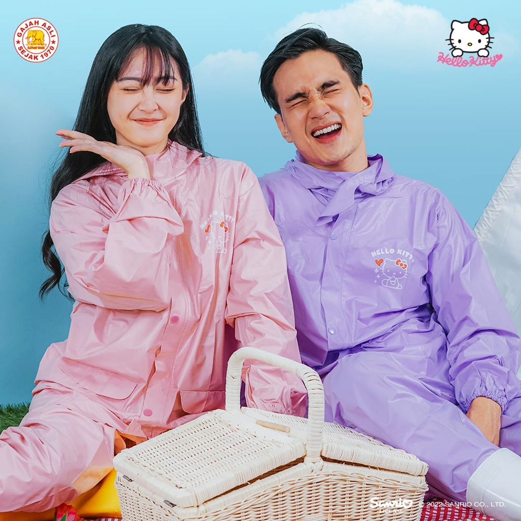 GUDETAMA HELLO KITTY SERIES RAINCOAT SET/ชุดเสื้อกันฝน Hello Kitty
