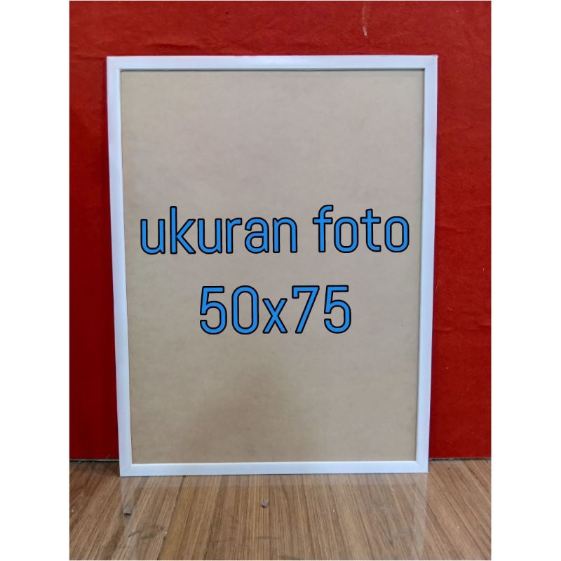 กรอบรูปขนาด 50x75cm กรอบกว้าง 2cm ไม่มีกระจก