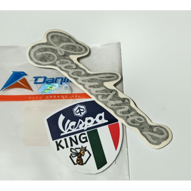 Vespa exclusive2 emblem DANMOTOR Sticker vespa exclusive2 box Sticker