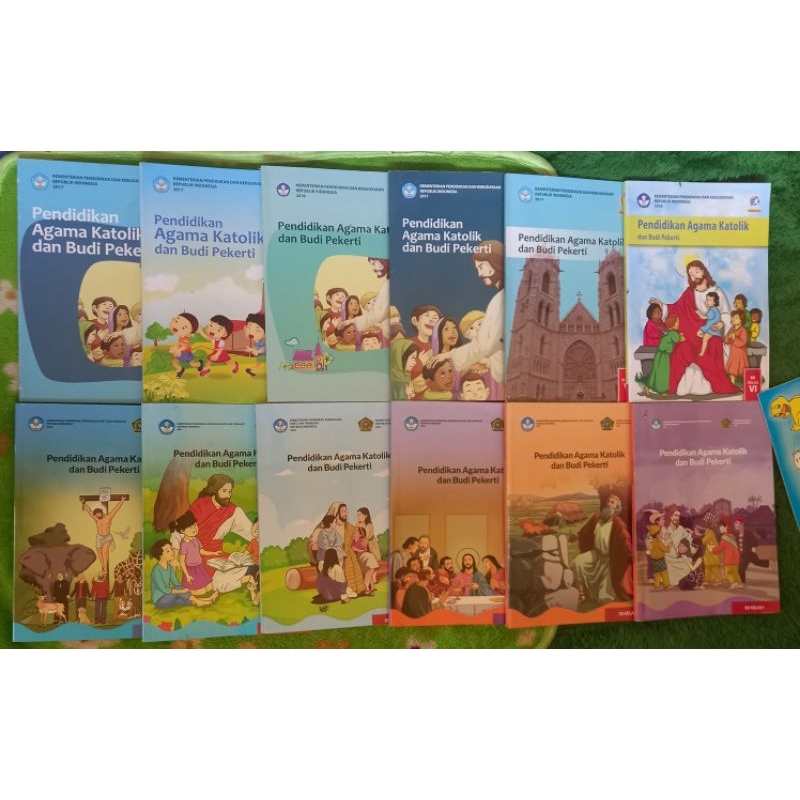 ต้นฉบับ CATHOLIC RELIGIOUS EDUCATION และ CHARACTER หนังสือสําหรับเกรด 1 2 3 4 5 6 องค์ประกอบ SCHOOL/