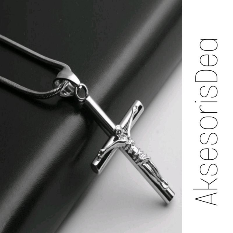 SUPER DEAL ROUND EEL TITANIUM NECKLACE CROSS PENDANT / TITANIUM สร้อยคอสําหรับผู้ชายและผู้หญิง