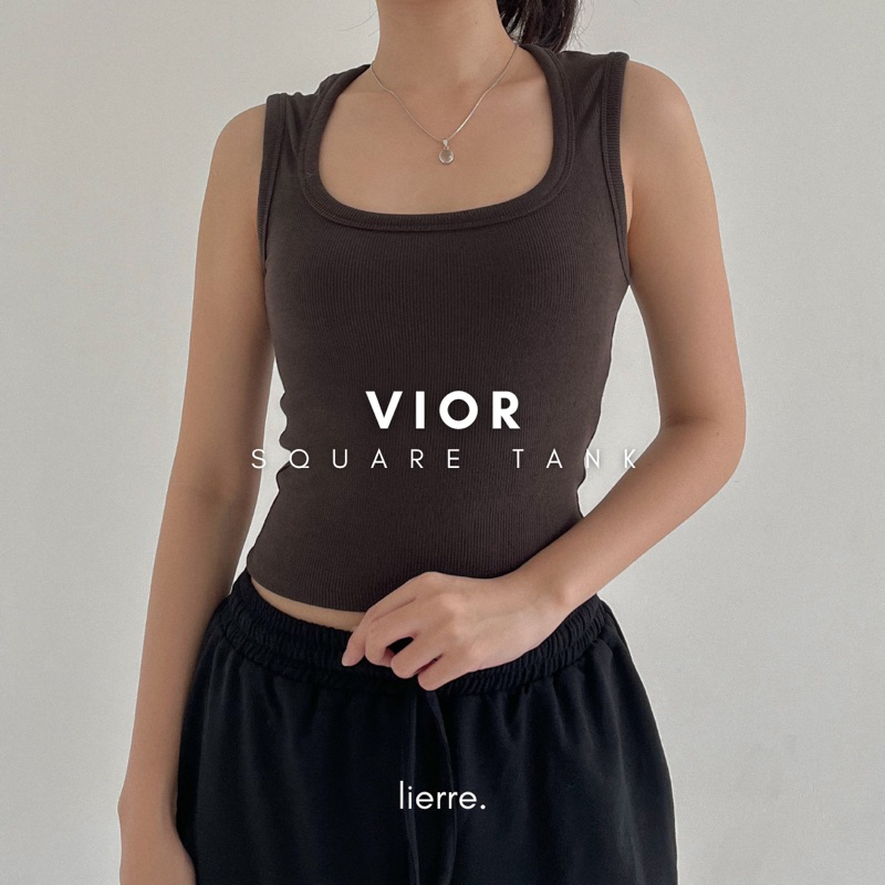 เลียร์เร. รถถัง IOR - เสื้อกล้ามคอเหลี่ยมพื้นฐาน