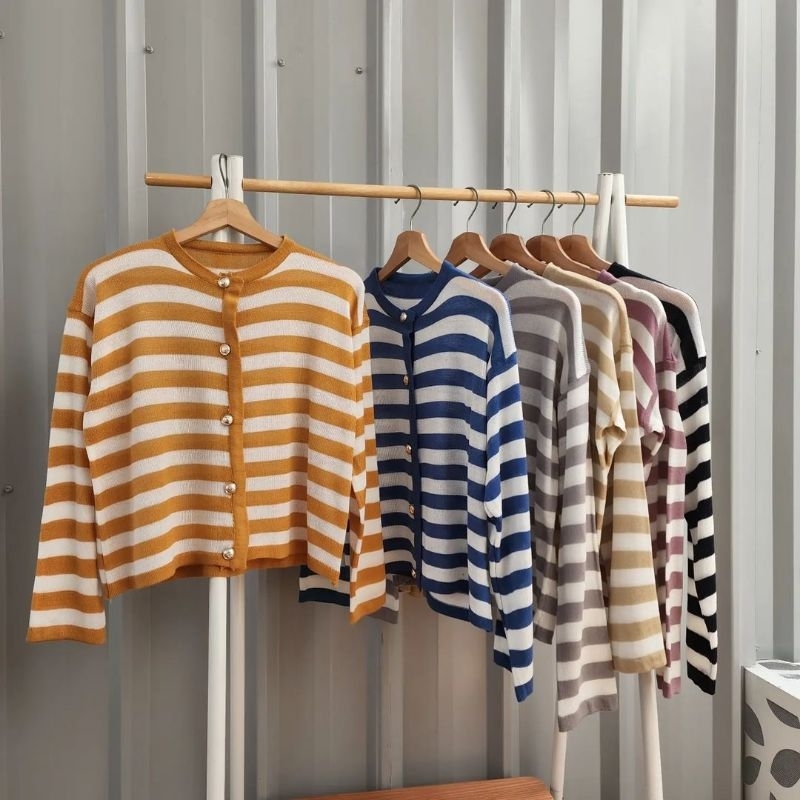 Bella blaster Outher / bella blaster Cardie / bella blaster cardi / bella blaster knit