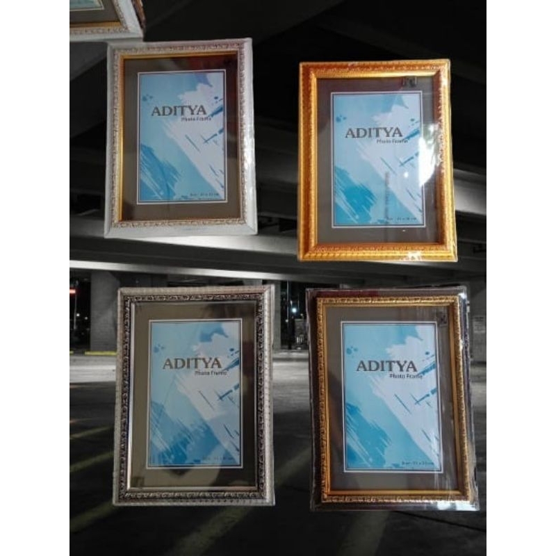 AESTTHETIC FIGURA FRAME ขนาด A4