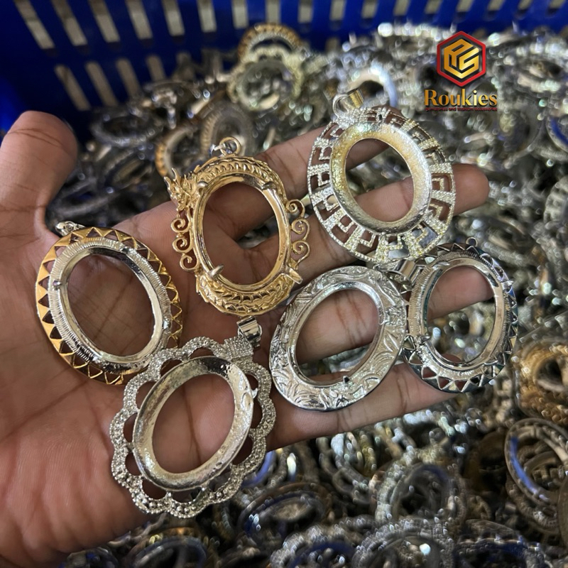 [ขายส่ง] ความสัมพันธ์จี้โรเดียมขนาดใหญ่ราคา 20 ชิ้น
