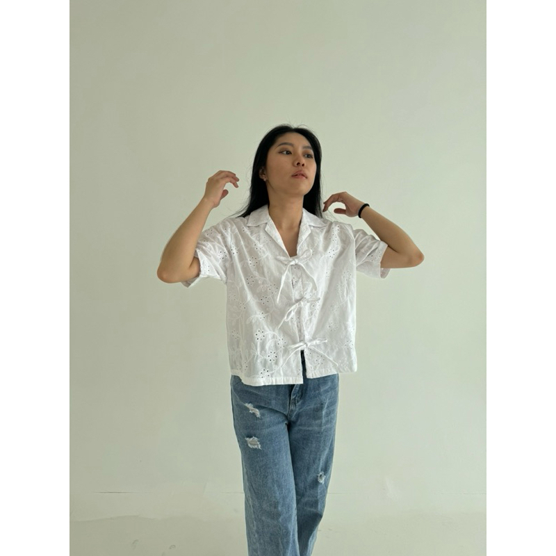 KAMEJA NOSTALGIC ZOEY TOP | Ribbon Bow Top Coquette Denim เย็บปักถักร้อยเสื้อเสื้อ